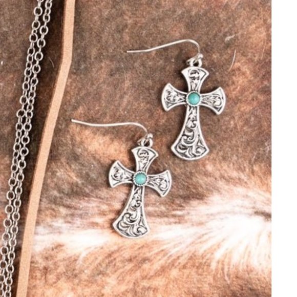 ❤️NWT BOUTIQUE MULTI-COLOR LOOP CROSS CORD & CHAIN NECKLACE & EARRING SET - Picture 3 of 3